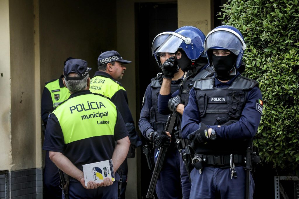 Covid-19 polícia segurança lisboa